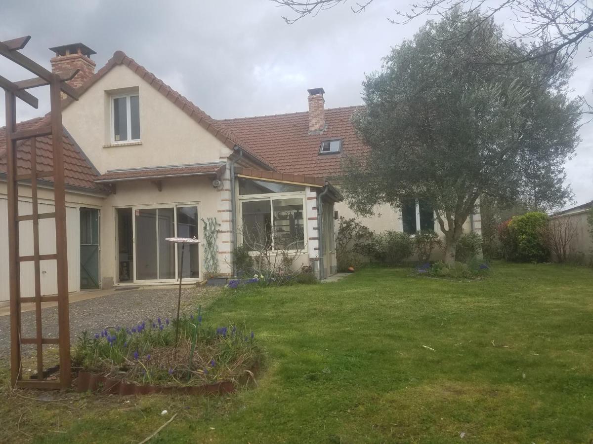 Apartamento Chez Bea Saint-Ouen-en-Belin Exterior foto